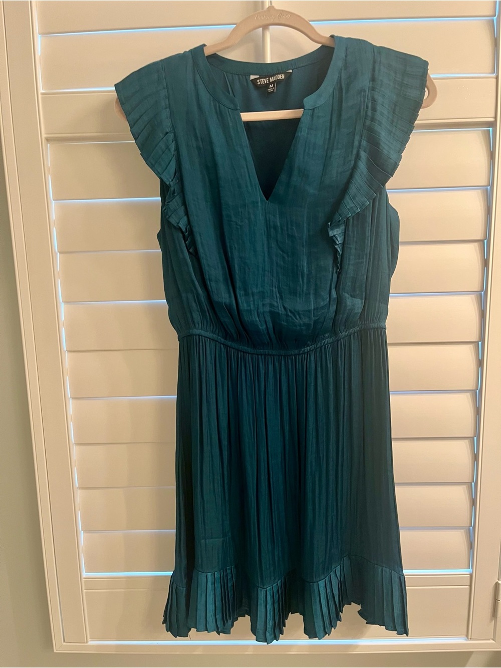 Steve Madden Teal V-Neck Pleated Ruffle Dress